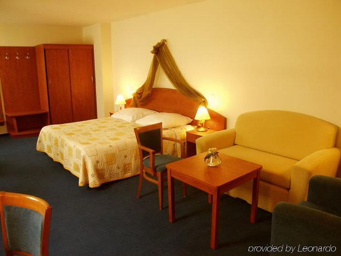 Artim Hotel